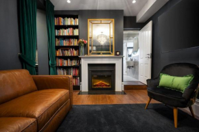 Boutique Hideaway I Melbourne City Fringe